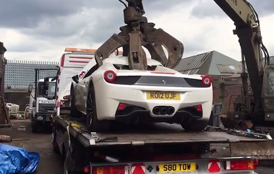 Ferrari   400 000     