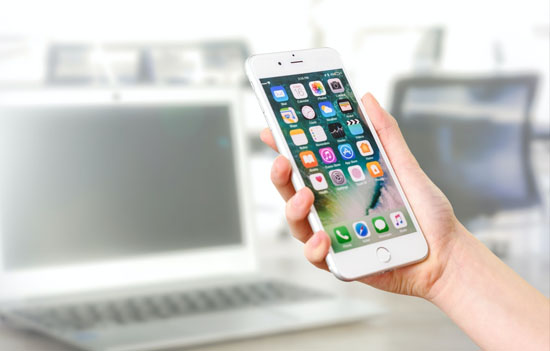Apple   iPhone  $ 140   