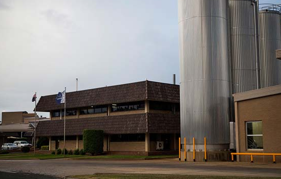 В Австралии закрывают фабрика Nestle 