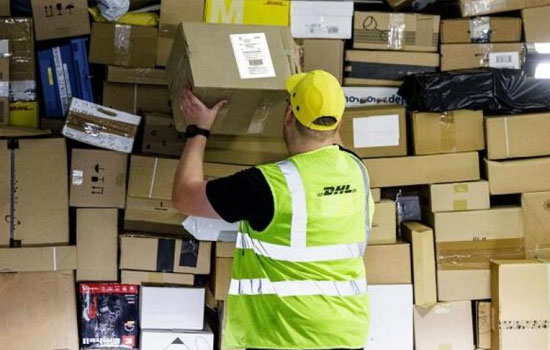 DHL     60 000  