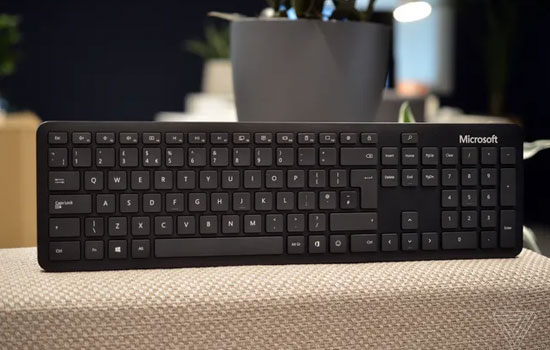Microsoft перестане випускати під своїм брендом клавіатури та комп