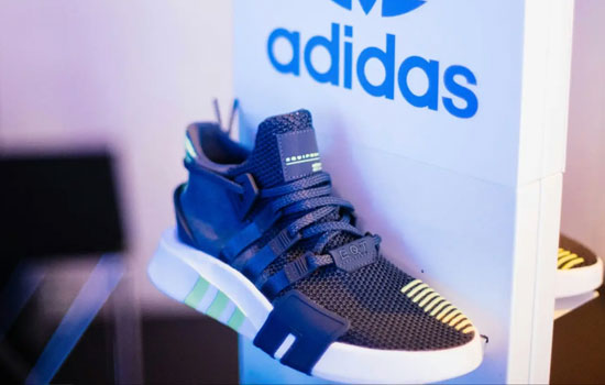 Adidas  500   -  ͳ
