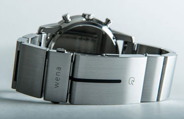 Sony представила часы с «умным» браслетом, поддерживающим NFC-платежи