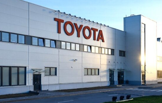 Toyota закриває завод на росії