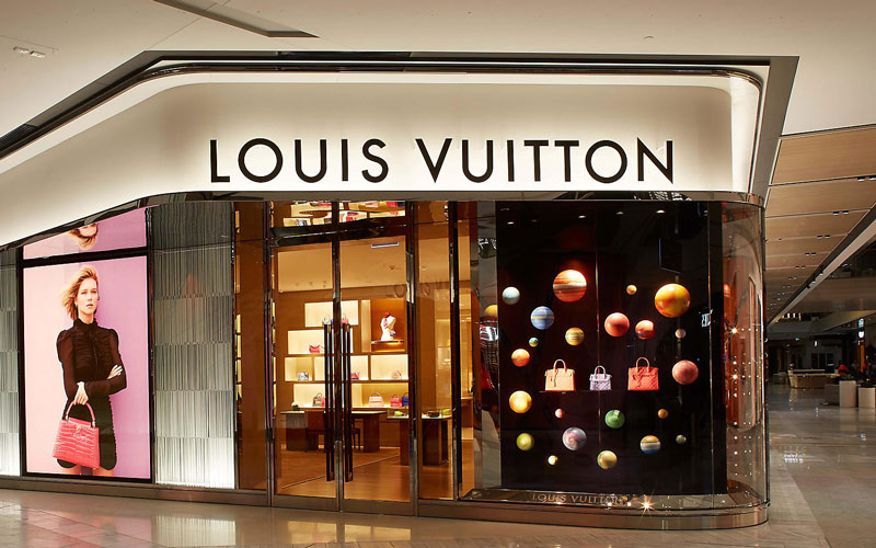 Louis Vuitton      2,5 . 