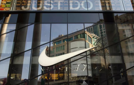 Nike      