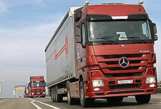 За проезд грузовиков по дорогам могут ввести плату