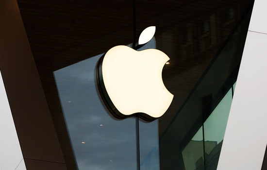Apple           AR/VR