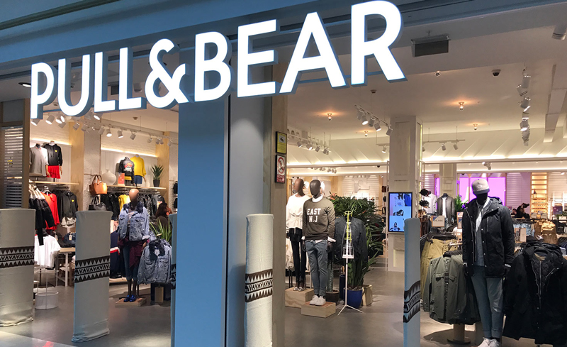   Pull & Bear     Smart Plaza Polytech 