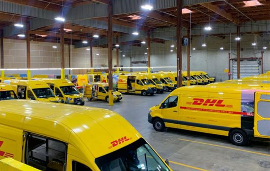 DHL    