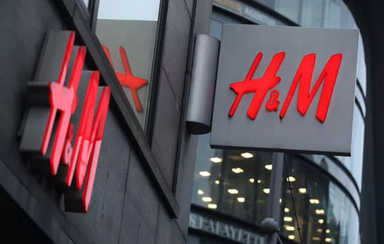 H&M     / 