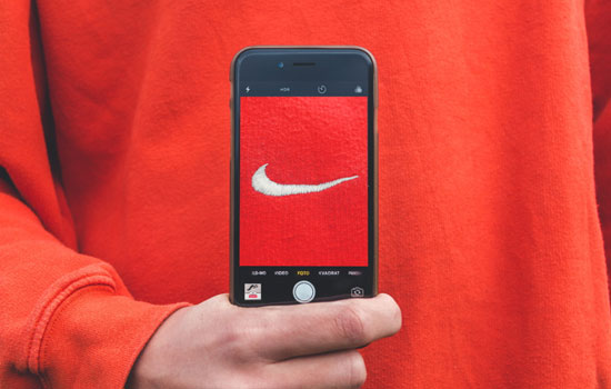  Nike      