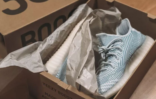 Adidas     Yeezy