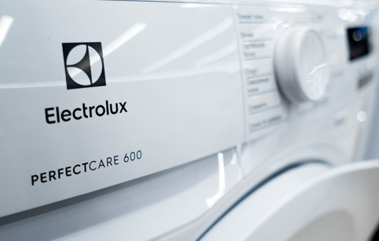    2     Electrolux  IV 