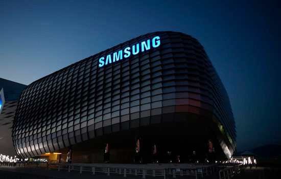 Samsung      35%    2023 