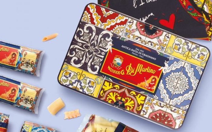    -: Dolce & Gabbana    ()