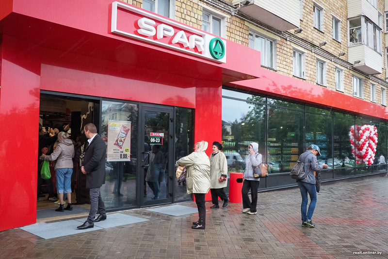 В Минске открылся первый магазин сети Spar, в планах — еще 60
