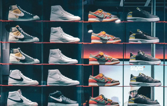Nike       