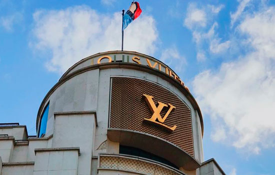 Louis Vuitton планує відкрити у Парижі свій перший готель