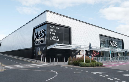 Marks & Spencer і Next зазнають збитків через теплу погоду