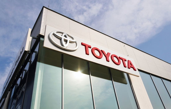  Toyota   $9    2023 