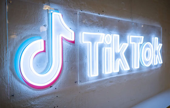 TikTok     