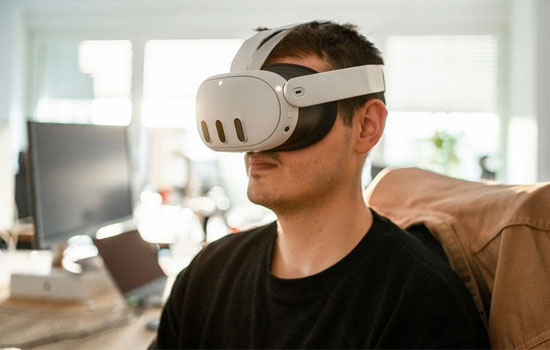 Meta       VR-  
