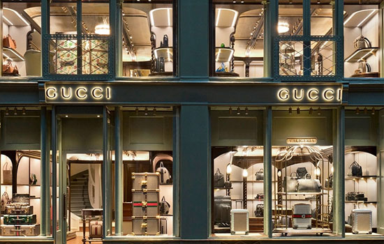 Gucci         