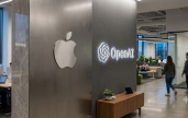 Apple ���������� �������� ������������, �� �������� � OpenAI